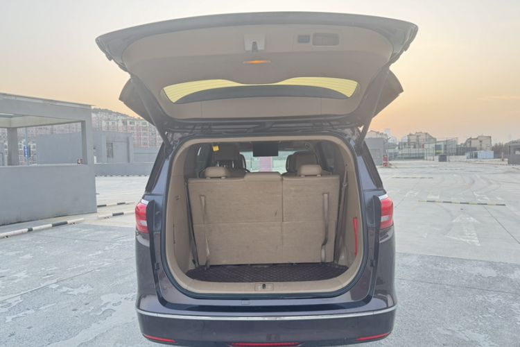 Used Buick GL8 2017 ES 28T Flagship Model China V Standard
