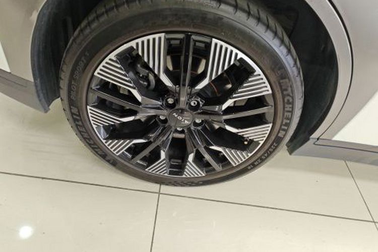 Used AION Y 2022 70 Intelligent Edition Lithium Iron Phosphate