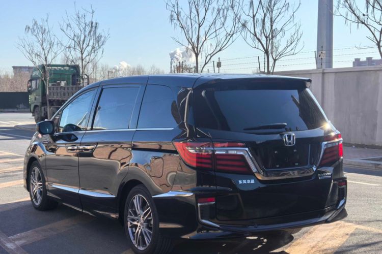 Used Honda Elysion 2019 2.0L Hybrid Luxury Edition
