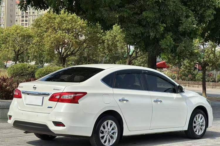 Used Nissan Sylphy 2019 1.6XV CVT Smart Connect Luxury Edition China VI Standard
