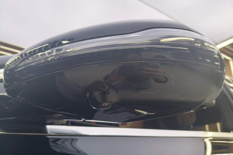 Used Mercedes-Benz E-Class 2021 E 300 L Sporty and Stylish Model
