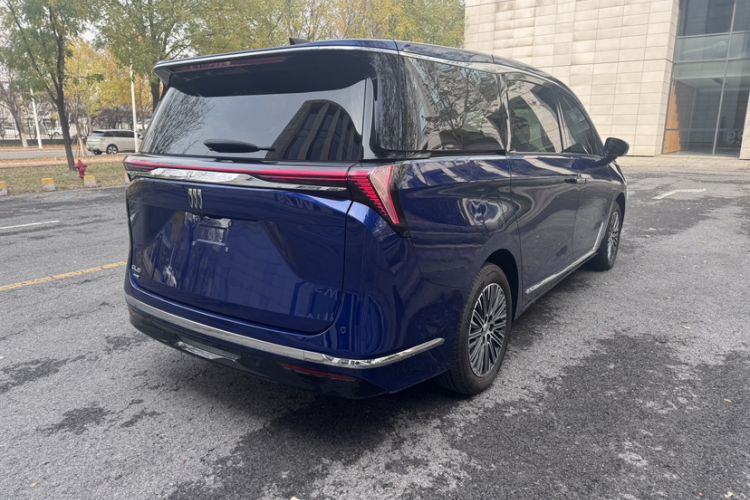 Used Buick GL8 New Energy 2024 Lu Zun Luxury Edition 6-Seater
