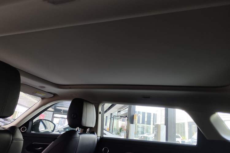 Used Land Rover Range Rover Evoque 2023 Aurora L 249 PS Collins Antique Bronze Special Edition
