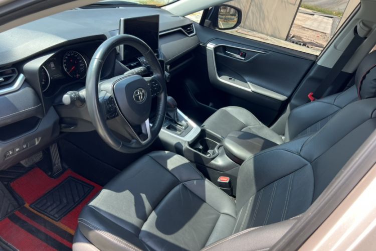 Used Toyota Wildlander 2022 2.0L CVT Two-Wheel Drive Luxury PLUS Edition
