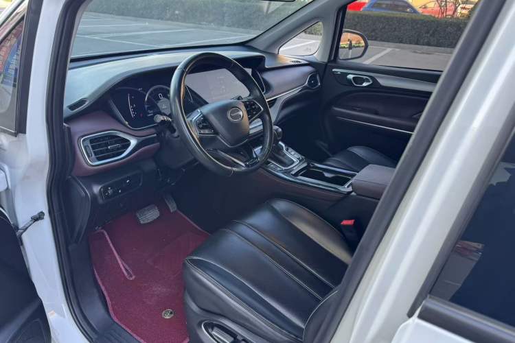 Used GAC Trumpchi M6 2023 PRO 270T DCT Luxury Edition
