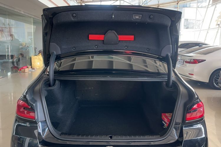 Used BMW 5 Series 2021 530Li Leading Model M Sport Package
