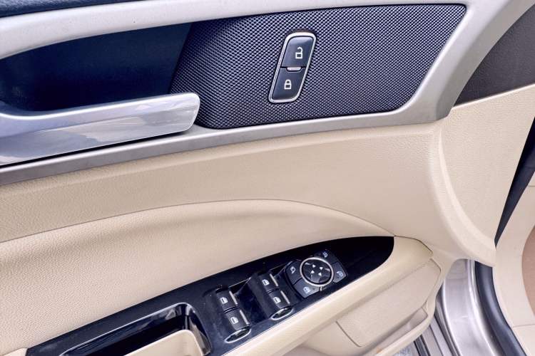 Used Ford Mondeo 2013 2.0L GTDi 200 Fashion Edition