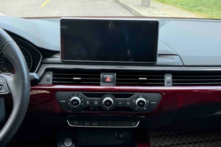 Used Audi A4L 2017 40 TFSI Ambition Edition
