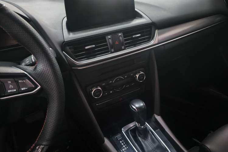 Used Mazda CX-4 2020 2.0L Automatic Two-Wheel Drive Blue Sky Luxury Edition