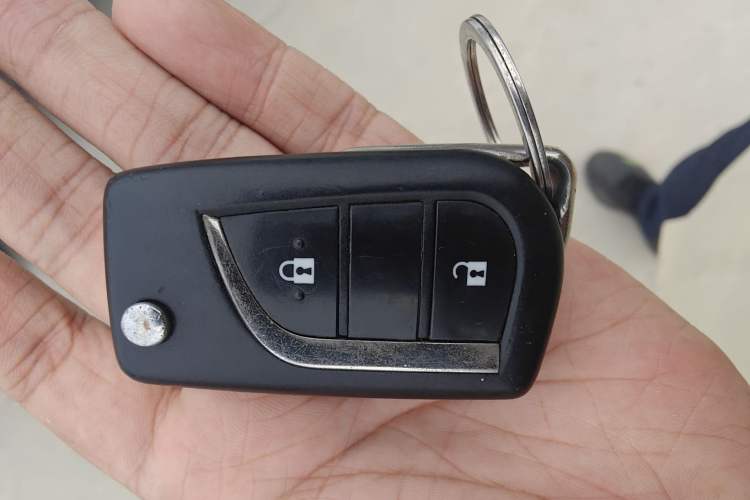 Used Toyota RAV4 2015 2.0L CVT Two-Wheel Drive Fashion Edition
