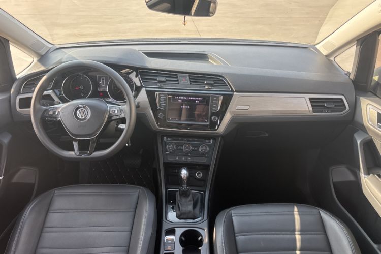 Used Volkswagen Touran 2018 Volkswagen Touran L 280TSI DSG Comfort Edition 7 Seats China V Emission Standard