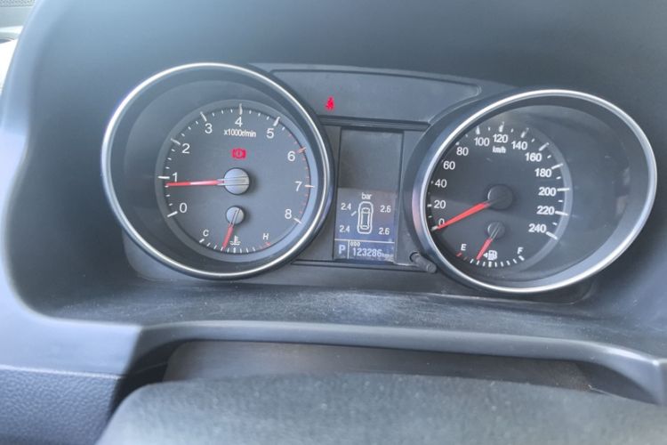 Used Haval H6 2016 Upgraded Model 1.5T Automatic Two-Wheel Drive Elite Version
