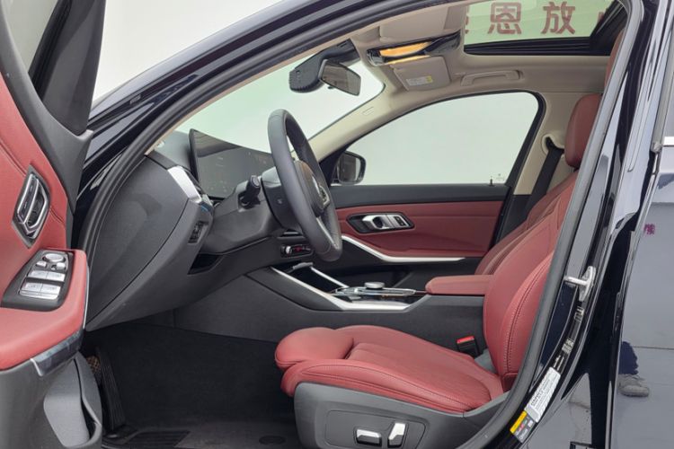 Used BMW i3 2022 eDrive 35 L
