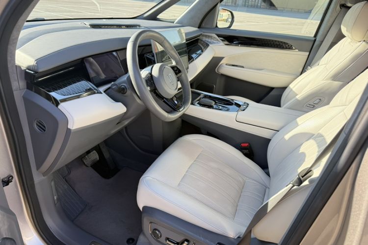 Used Zeekr 009 2022 WE Edition