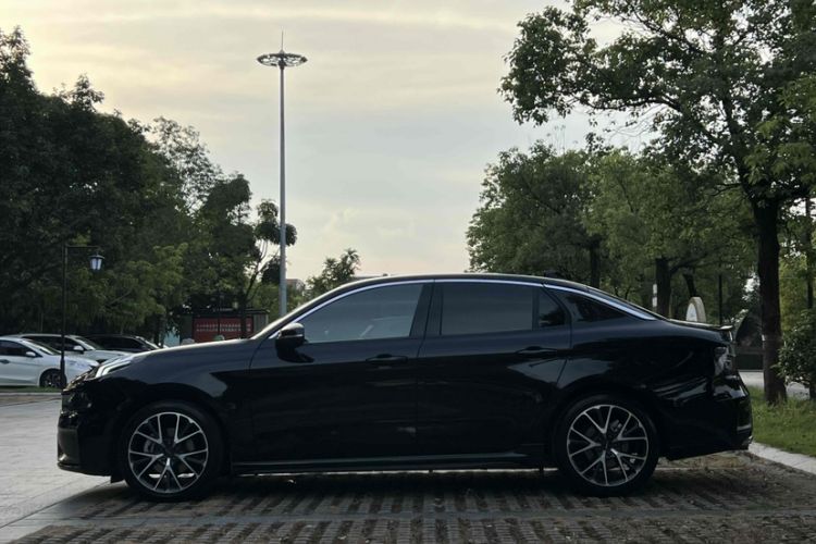 Used Lynk & Co 03 2021 2.0TD Automatic Trendy Champion Edition
