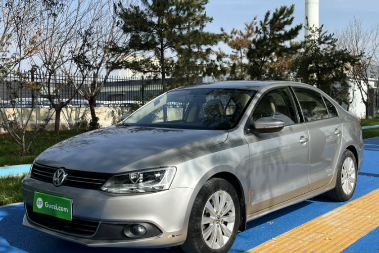 Used Volkswagen Sagitar 2014 Revised Version 1.6L Automatic Comfort Edition
