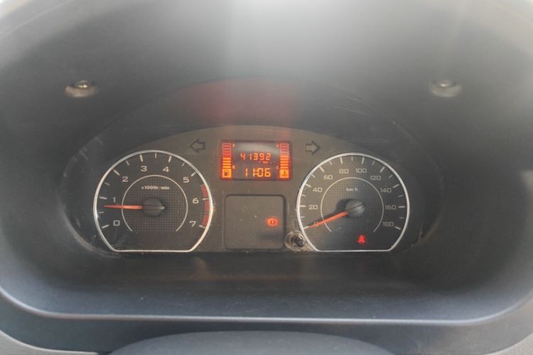 Used Wuling Rongguang V 2016 1.5L Practical Version Non-Power-Assisted
