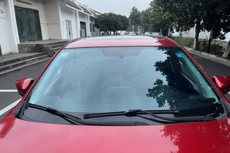 Used Mazda Mazda 3 Axela 2016 Sedan 1.5L Automatic Luxury Model