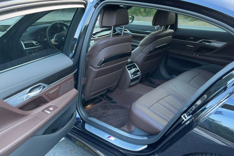 Used BMW 7 Series 2018 730Li Leading Model M Sport Package
