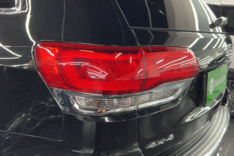 Used  Grand Cherokee 2015 3.6L Luxury Navigation Edition