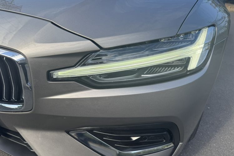 Used Volvo S60 2020 T4 Zhiyi Luxury Edition
