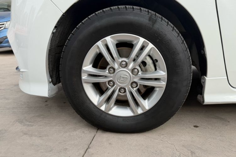 Used SAIC MAXUS G10 2021 2.0T Manual Elite Edition Diesel 7-Seater