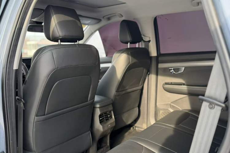 Used Wuling Asta 2021 1.5T CVT Starlight Edition
