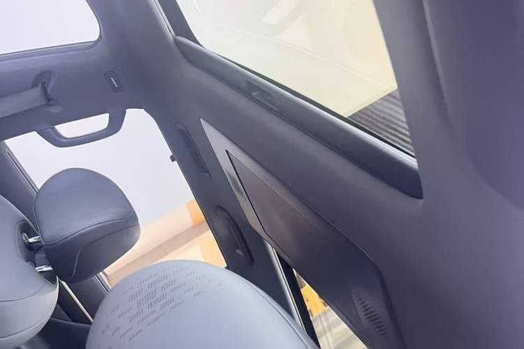 Used  eπ008 2024 210Max Range-Extended Version 6 Seats
