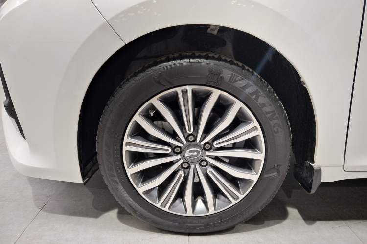 Used GAC Trumpchi M6 2019 270T DCT Luxury Edition (7-seater) China VI
