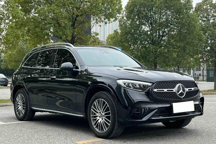 Used Mercedes-Benz GLC 2024 Refreshed GLC 300 L 4MATIC Dynamic Version 5 Seats
