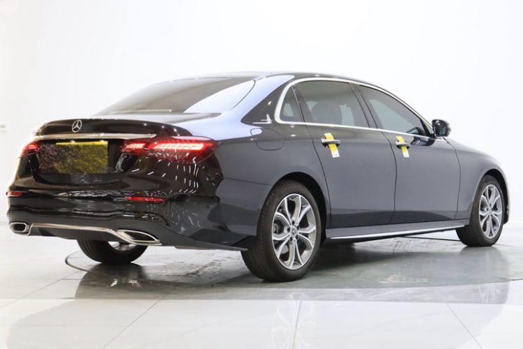 Used Mercedes-Benz E-Class 2022 Second Facelift E 300 L Sporty and Stylish Edition
