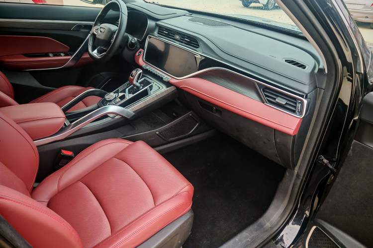 Used Geely Auto Emgrand X7 Sport 2022 Boyue X 1.8TD DCT ZhiZun Edition
