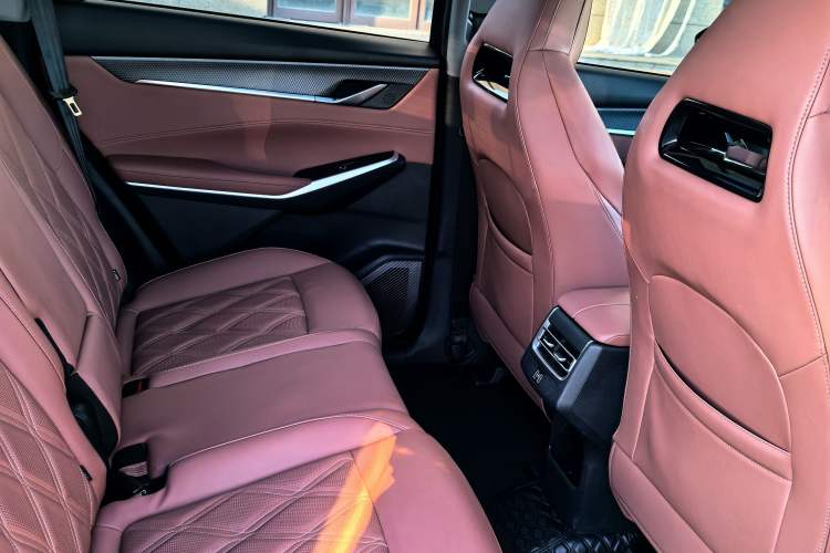 Used Changan CS75 PLUS 2023 3rd Generation 1.5T Automatic Prestige Model
