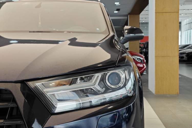 Used Audi Q7 2016 3.0 TFSI 7 seats parallel import
