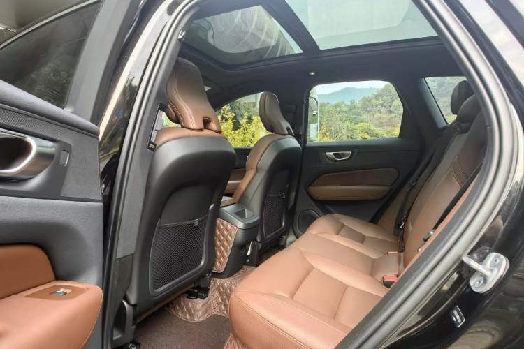 Used Volvo XC60 2024 B5 4x4 Smart Luxury Edition
