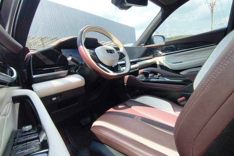 Used Geely Auto Monjaro L 2021 2.0TD DCT EVO Two-Wheel Drive Smart Luxury Version
