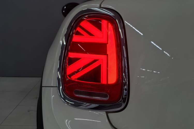 Used  MINI 2018 1.5T ONE
