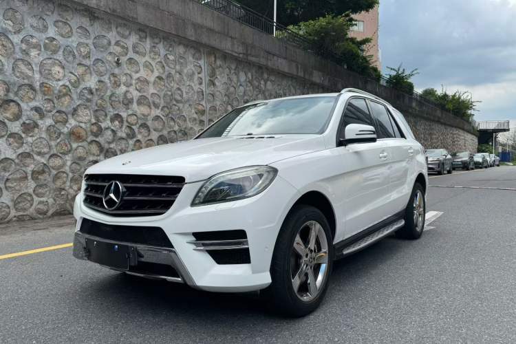 Used Mercedes-Benz M-Class 2014 ML 320 4MATIC
