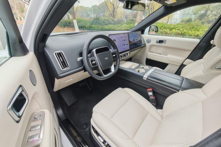 Used Li Auto L7 2023 Max model
