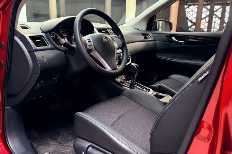 Used Nissan Tiida 2019 1.6L CVT Smart Enjoyment Version China VI Standard
