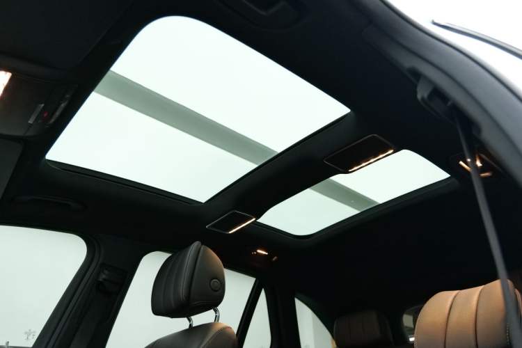 Used Mercedes-Benz GLC 2020 Facelift GLC 260 L 4MATIC Luxury Edition
