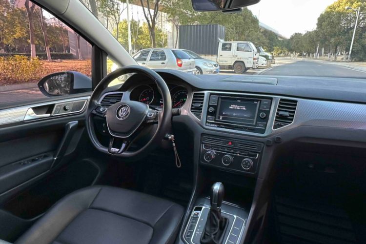 Used Volkswagen Golf Sportsvan 2019 280TSI Automatic Trendy Edition China V Standard
