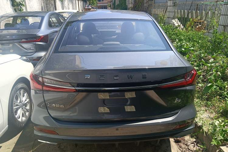 Used Roewe i5 2023 1.5L CVT Luxury Edition
