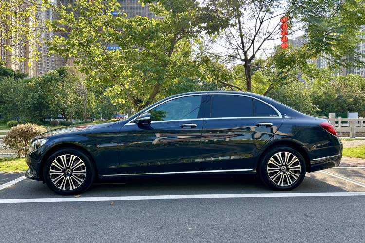 Used Mercedes-Benz C-Class 2018 C 200 L
