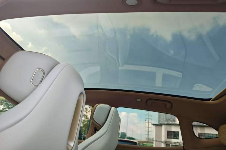 Used  07 2024 Pro+ All-Electric Version
