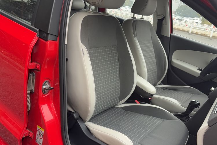 Used Volkswagen Polo 2014 1.4L Automatic Comfort Edition