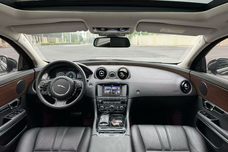 Used Jaguar XJ 2016 XJL 3.0 SC Two-Wheel-Drive Elegant Business Edition