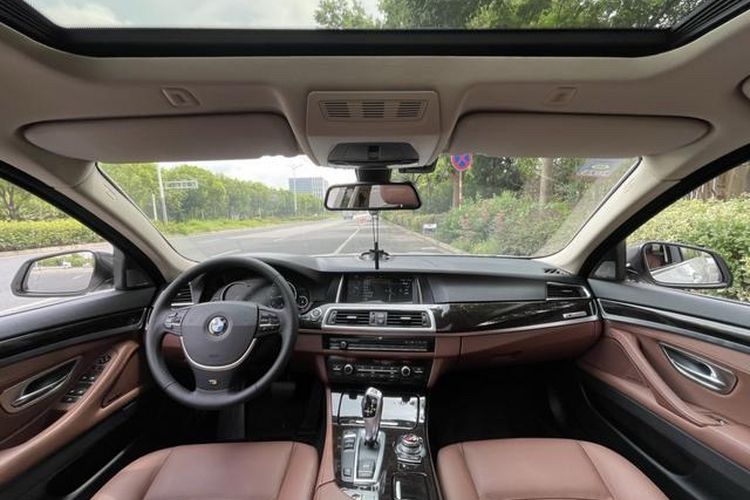 Used BMW 5 Series 2014 525Li Leading Model