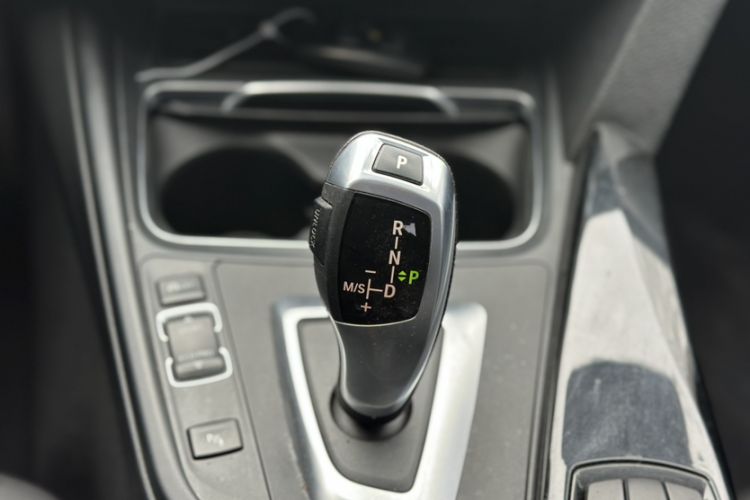 Used BMW 3 Series 2017 320Li Fashion Model
