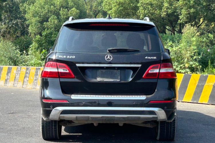 Used Mercedes-Benz M-Class 2015 ML 320 4MATIC